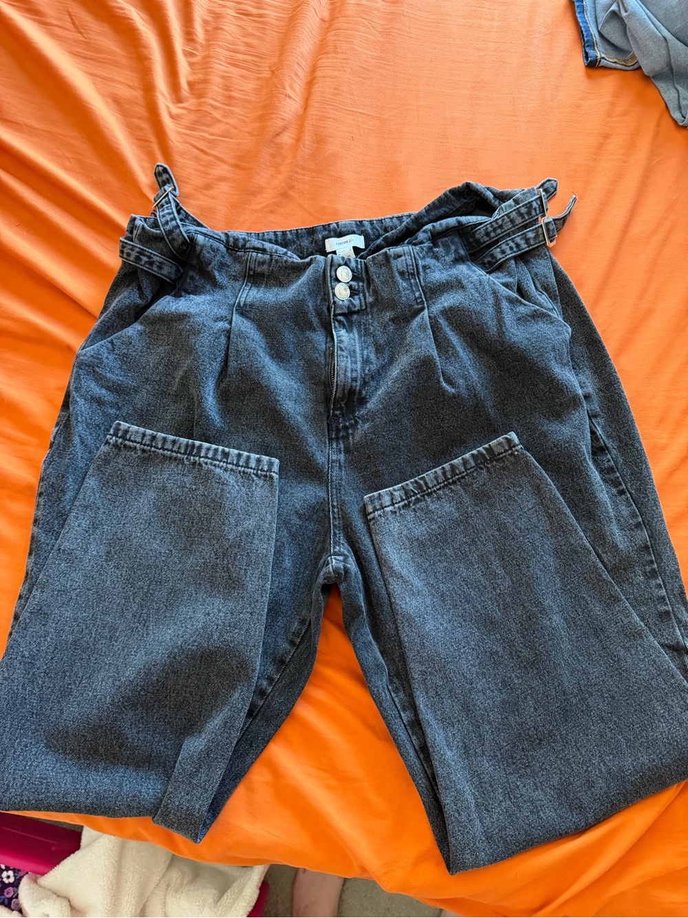 High-Waist black forever 21+ jeans